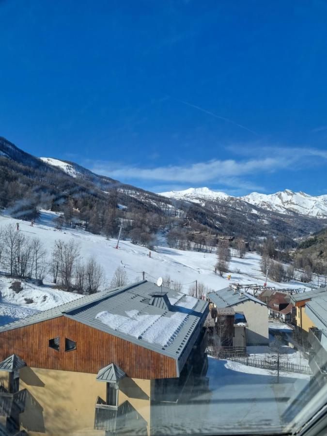 Studio Au Pied Des Pistes Аллос Екстер'єр фото
