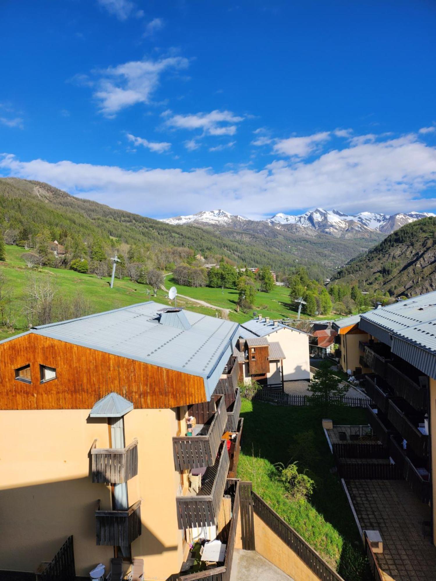Studio Au Pied Des Pistes Аллос Екстер'єр фото